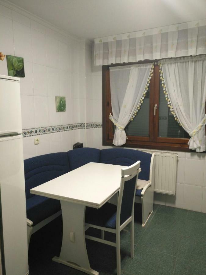 Piso Velazquez Apartment Gijon Exterior photo